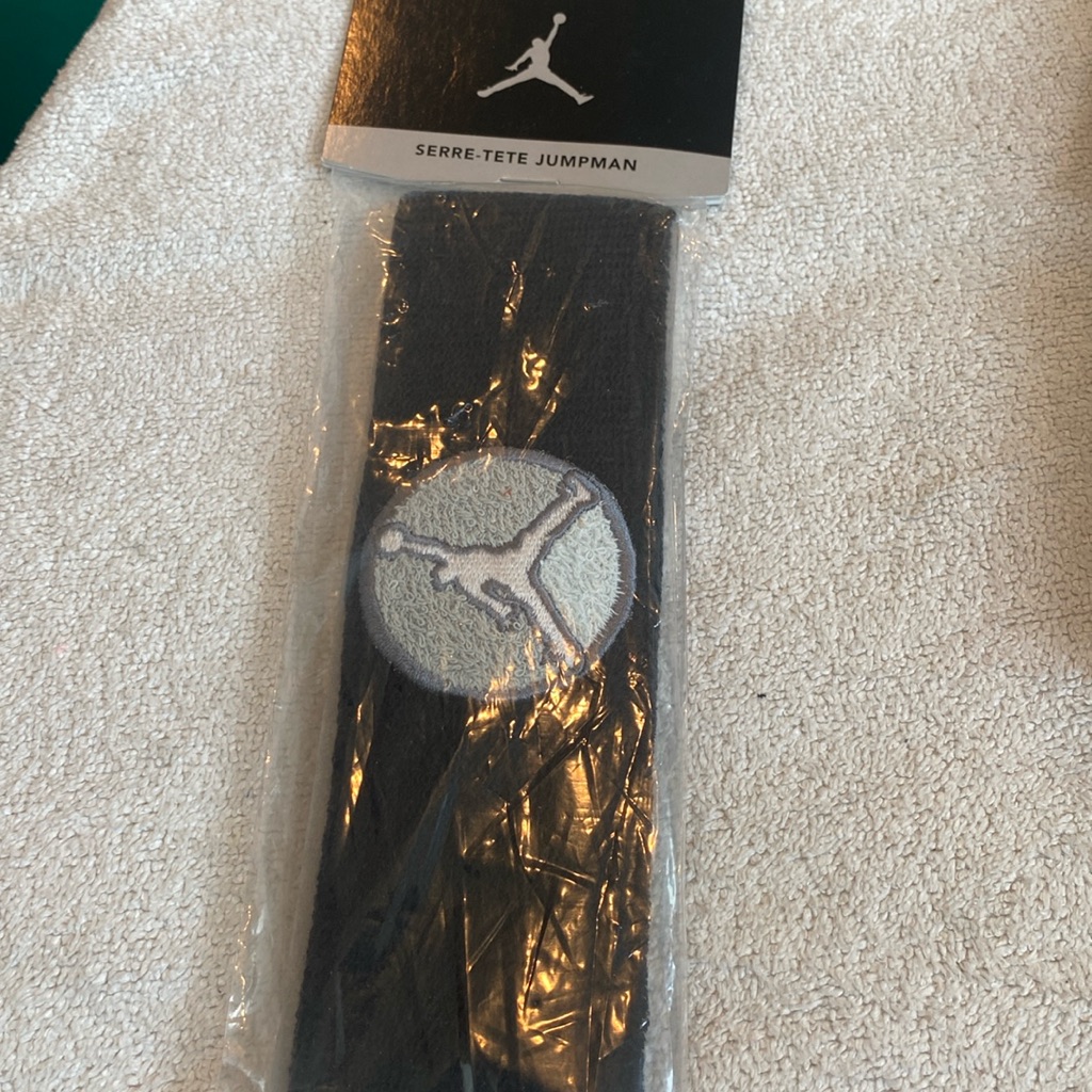 Nike Vintage Jordan Headband With Embroidered Jumpman Logo
